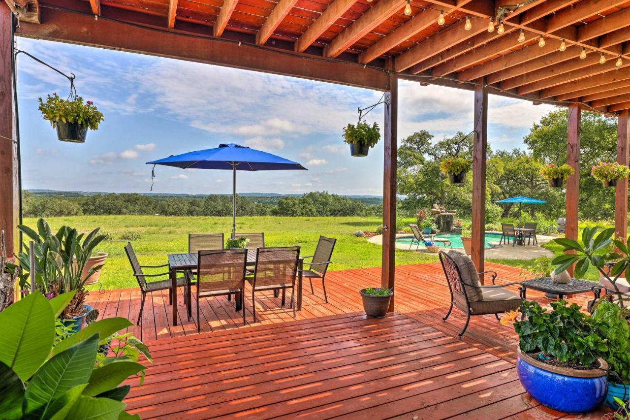 Cozy Spring Branch Cottage In Hill Country! Exterior photo